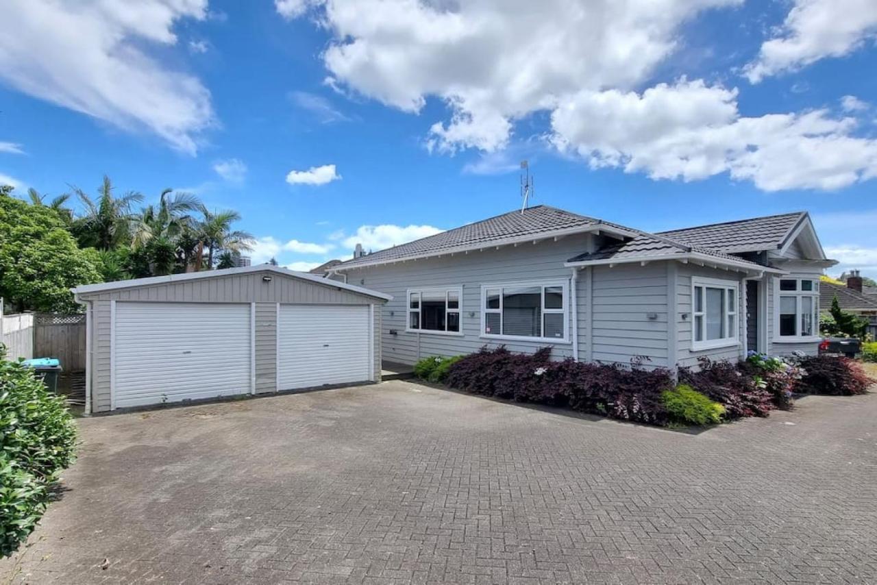 Central Auckland 5-Bedroom Villa With Free Parking Экстерьер фото