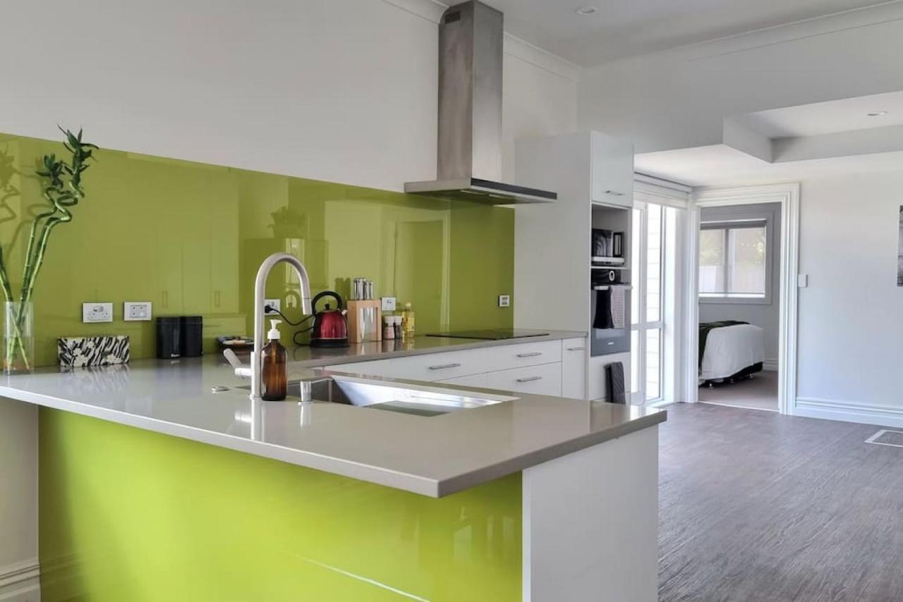 Central Auckland 5-Bedroom Villa With Free Parking Экстерьер фото