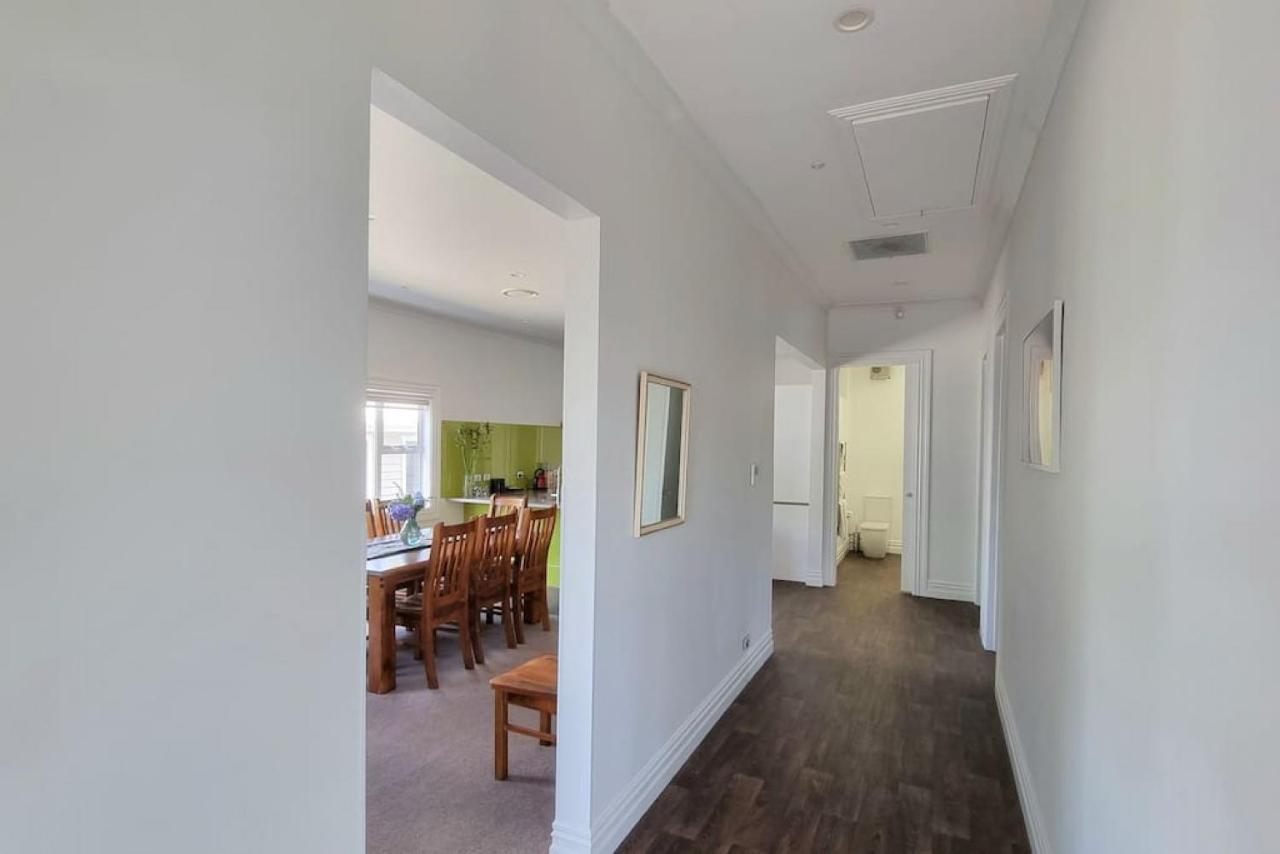 Central Auckland 5-Bedroom Villa With Free Parking Экстерьер фото