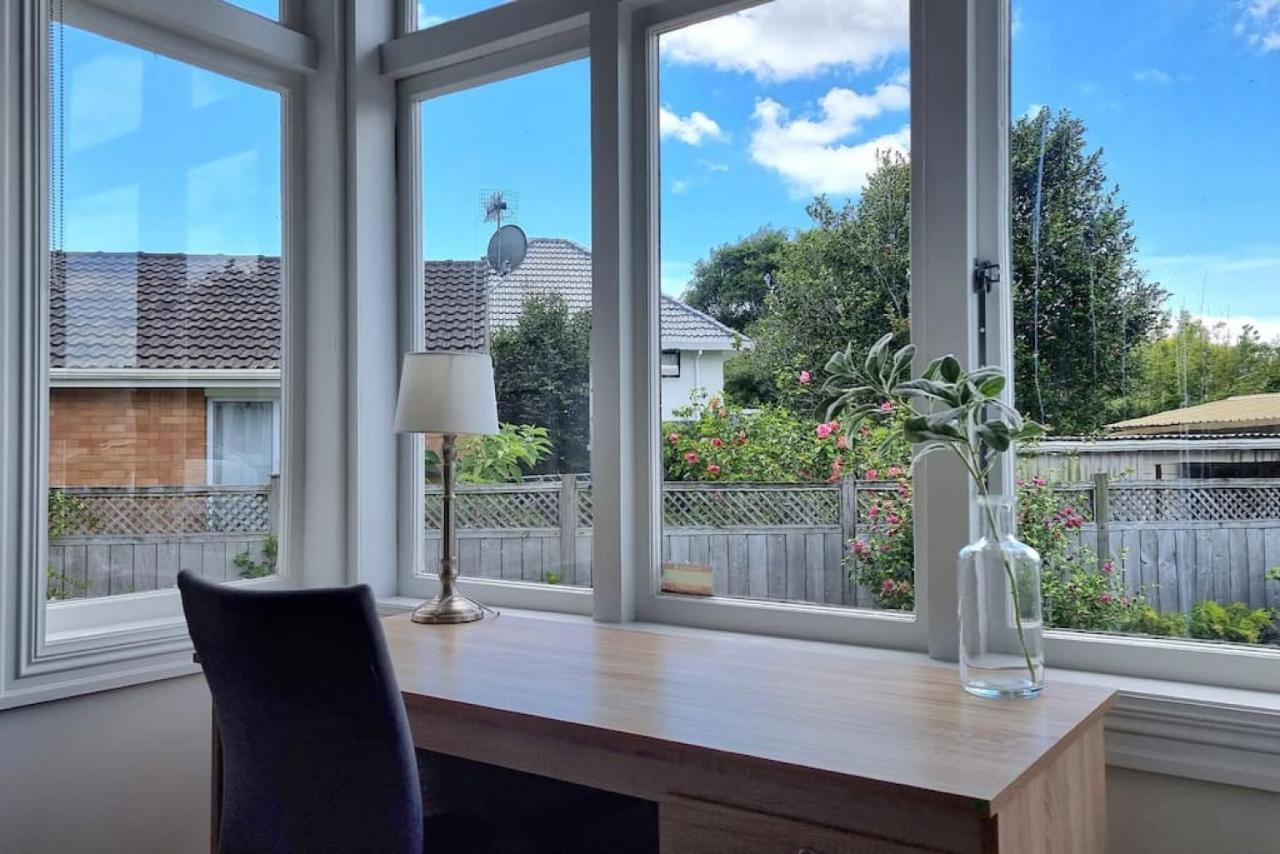 Central Auckland 5-Bedroom Villa With Free Parking Экстерьер фото