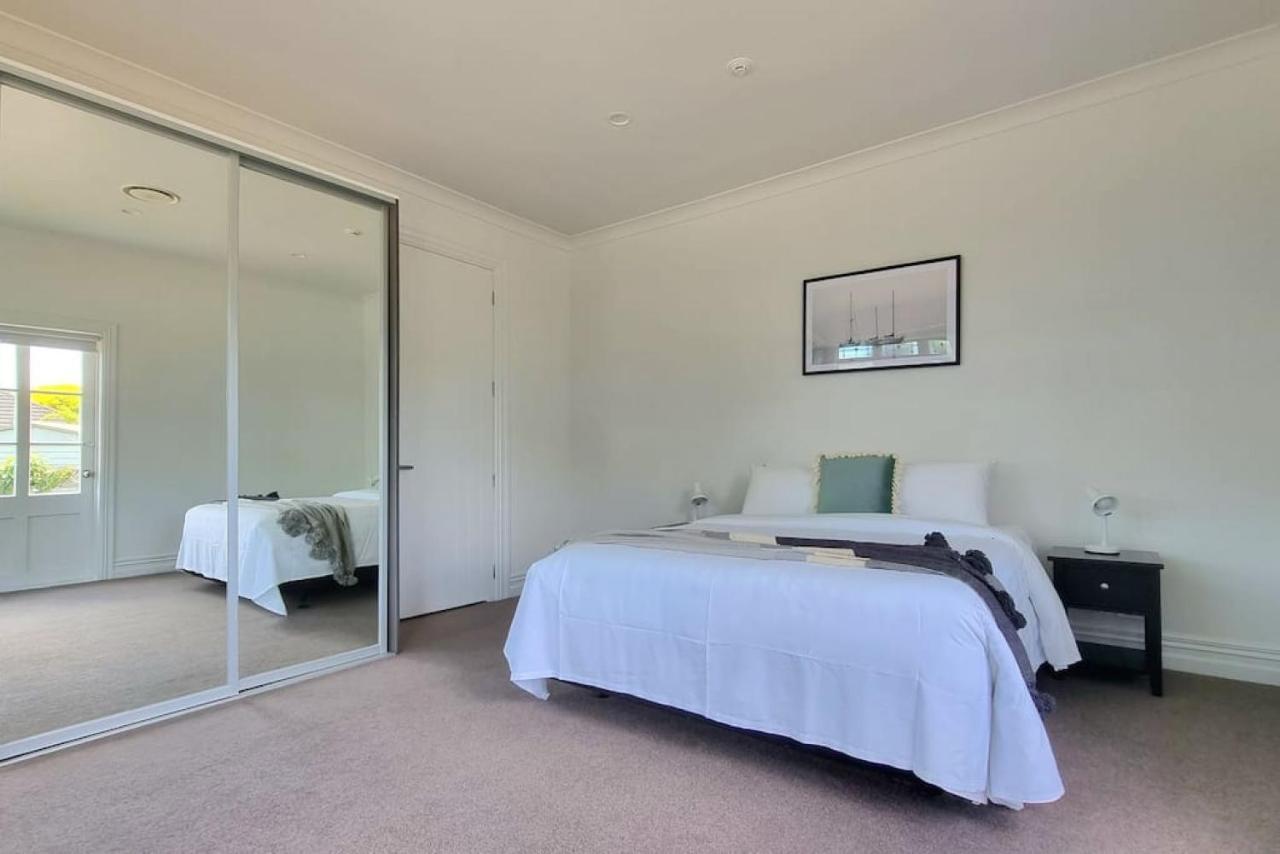 Central Auckland 5-Bedroom Villa With Free Parking Экстерьер фото